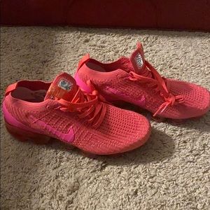 Nike VaporMax Flyknit pink